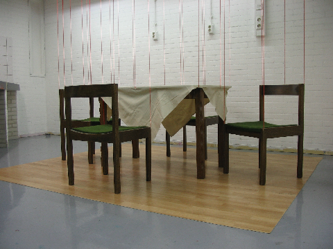 stoelen en tafel
